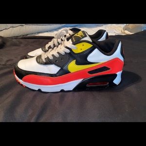 Boys Grade School Nike Airmax